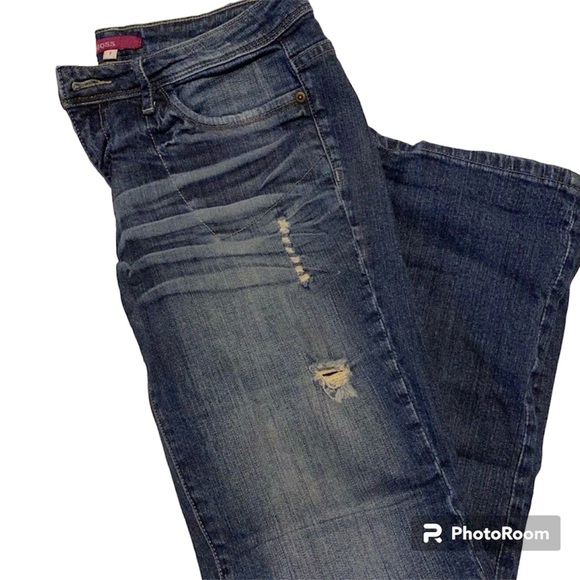 Vigoss Denim - Size 7 Vigoss Boot Cut Jeans